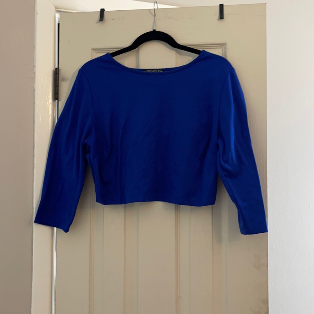 Blue long sleeve crop top